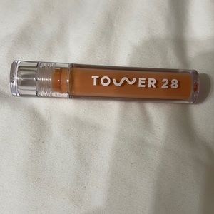 Tower 28 lipgloss in oat